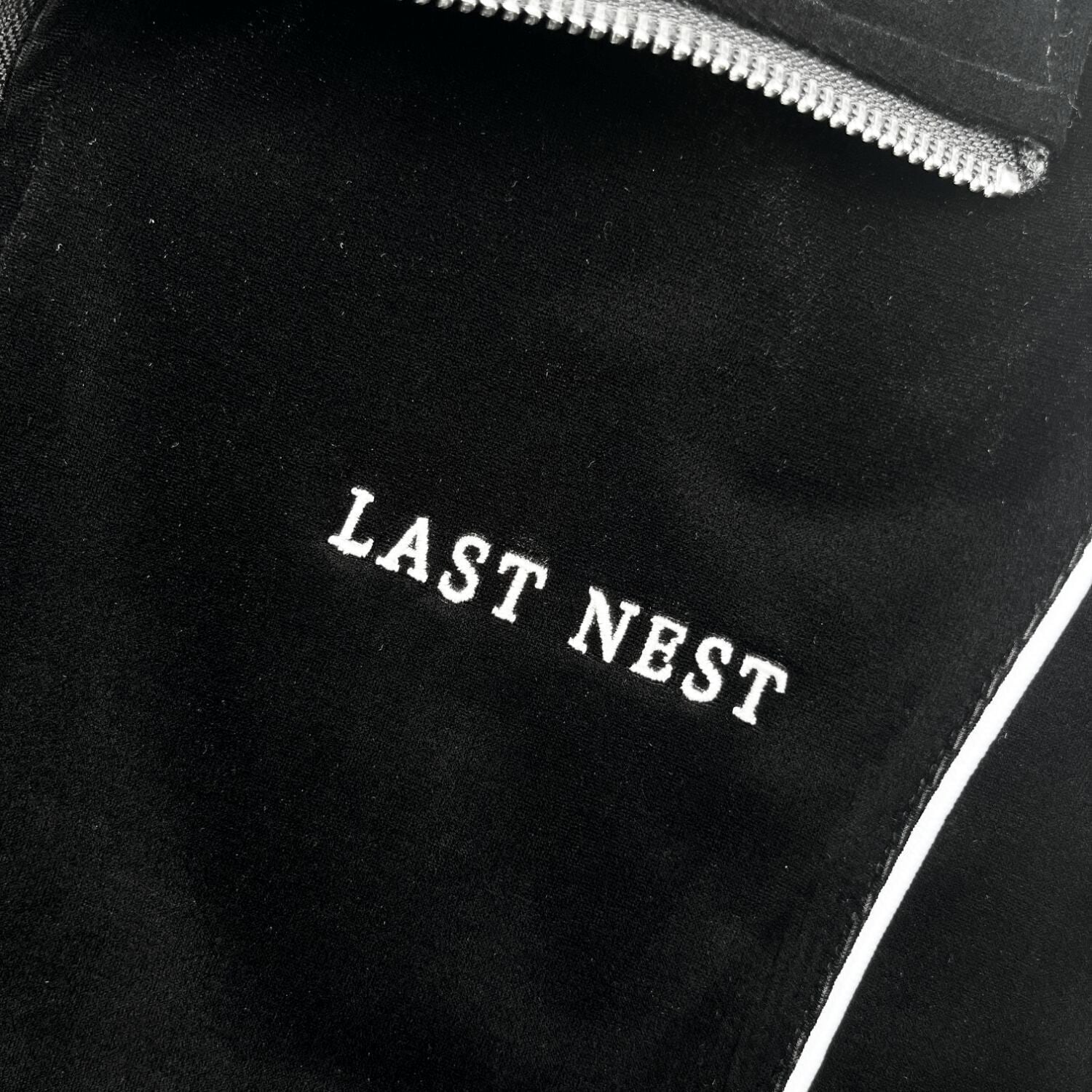 LAST NEST / Velvet Track Jacket | HOLICK