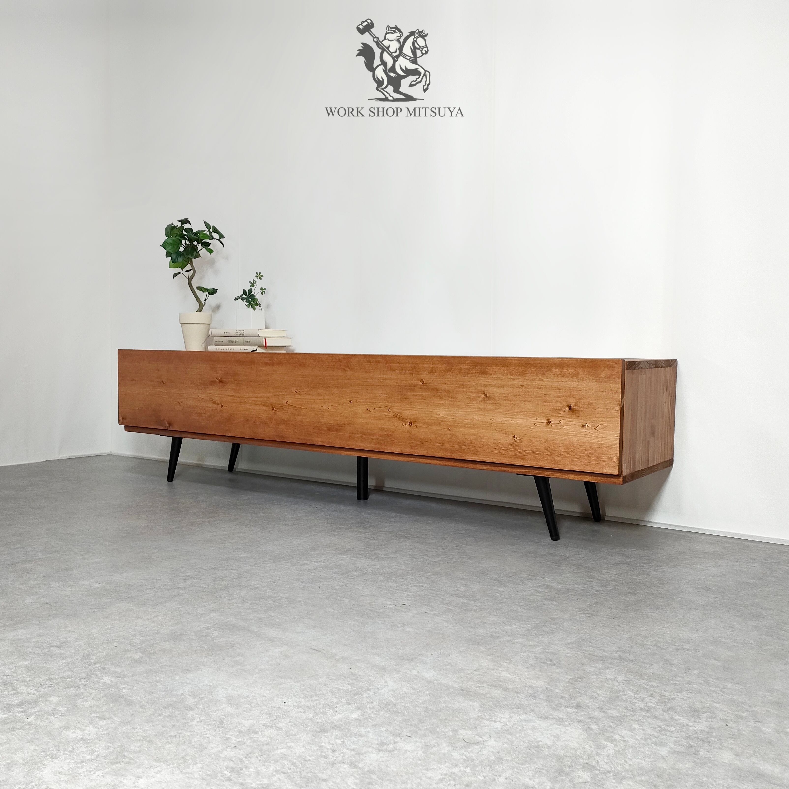TV wood board BLACK W1600D370H405 | mitsuya工房 （株式会社 MITSUYA）