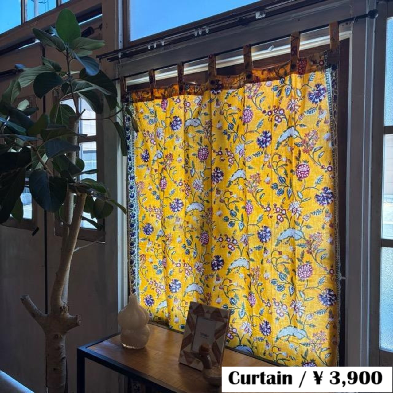 India Block print flower curtain Yellow　インド　ブロックプリントフラワーカーテン　イエロー　105×178cm　間仕切り　暖簾　ラピド　植物　コットン　木版