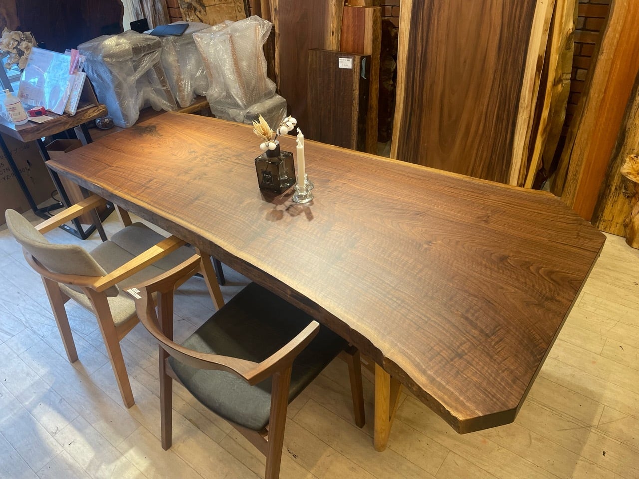 【OUTLET】ウォールナット_2110×685-860×50_横浜OUTLET PLUS_テーブル天板/一枚板 762