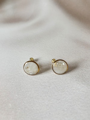 by UPCYCLE ARTIST 3-sun 海洋プラスチック・丸型イヤリング【雪】 SUN-05