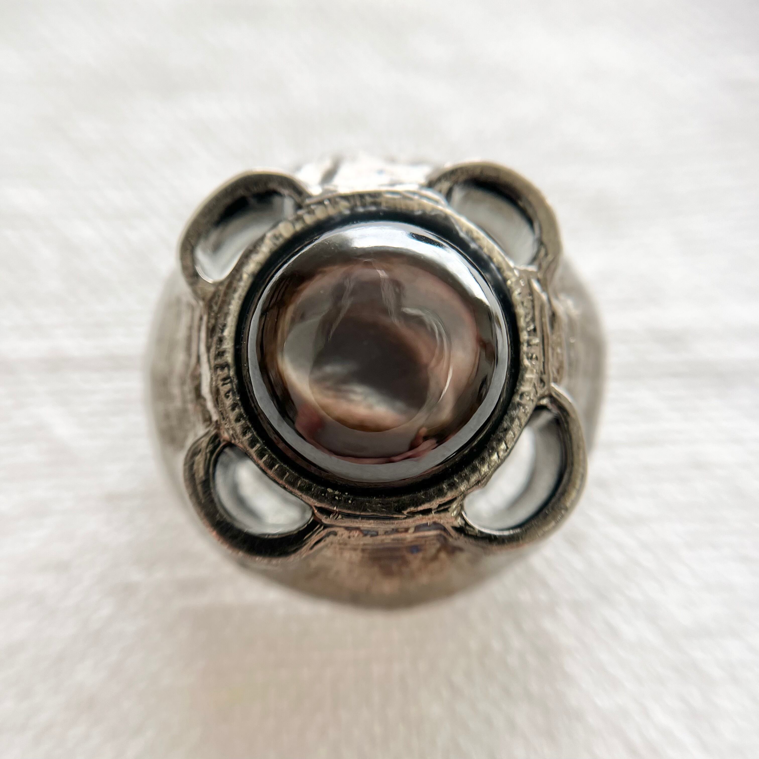 ガンメタリックフラワー×シェルグレー 24㎜