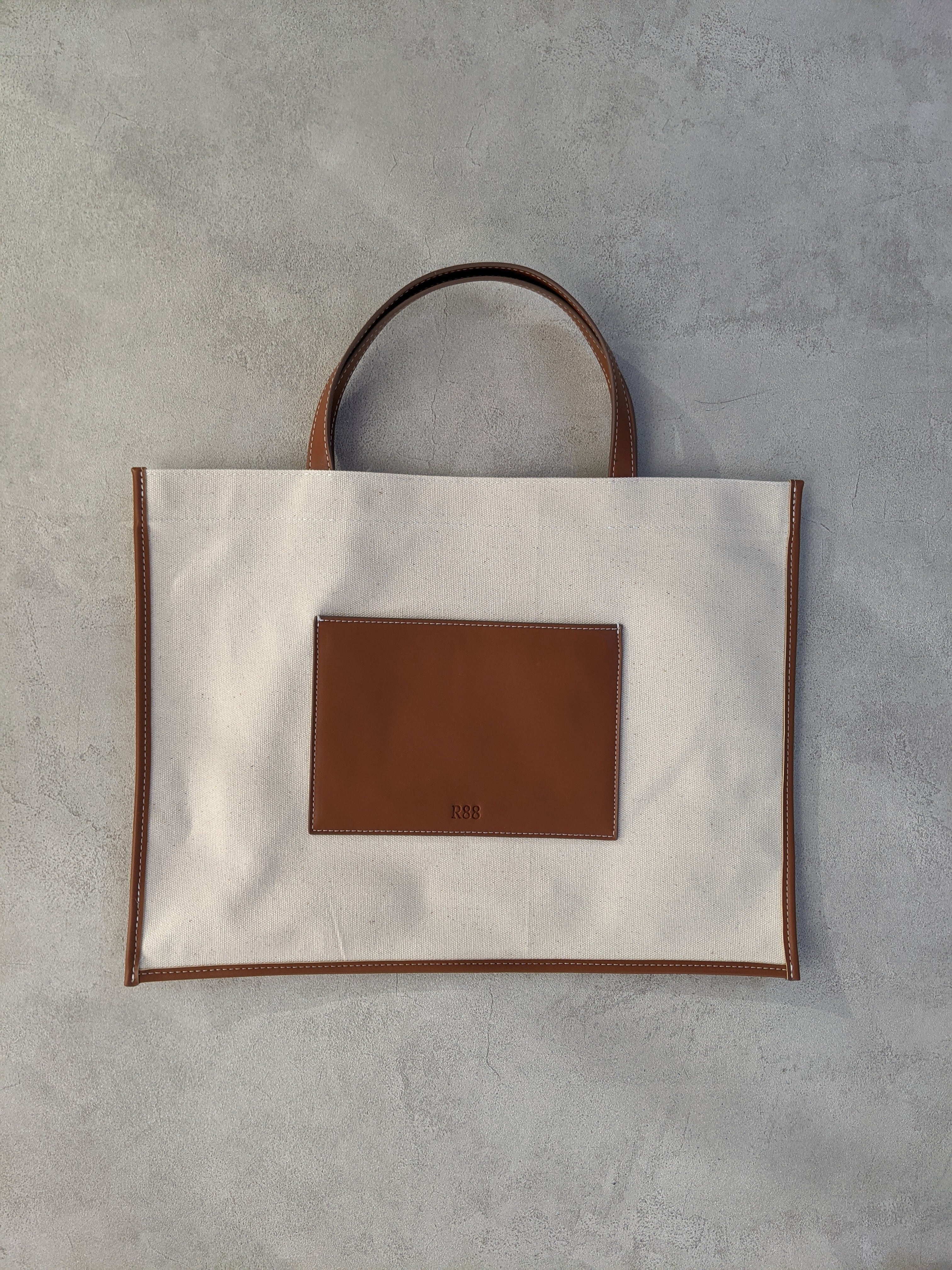 canvas tote bag【black、camel】 | R88（アールハチハチ）