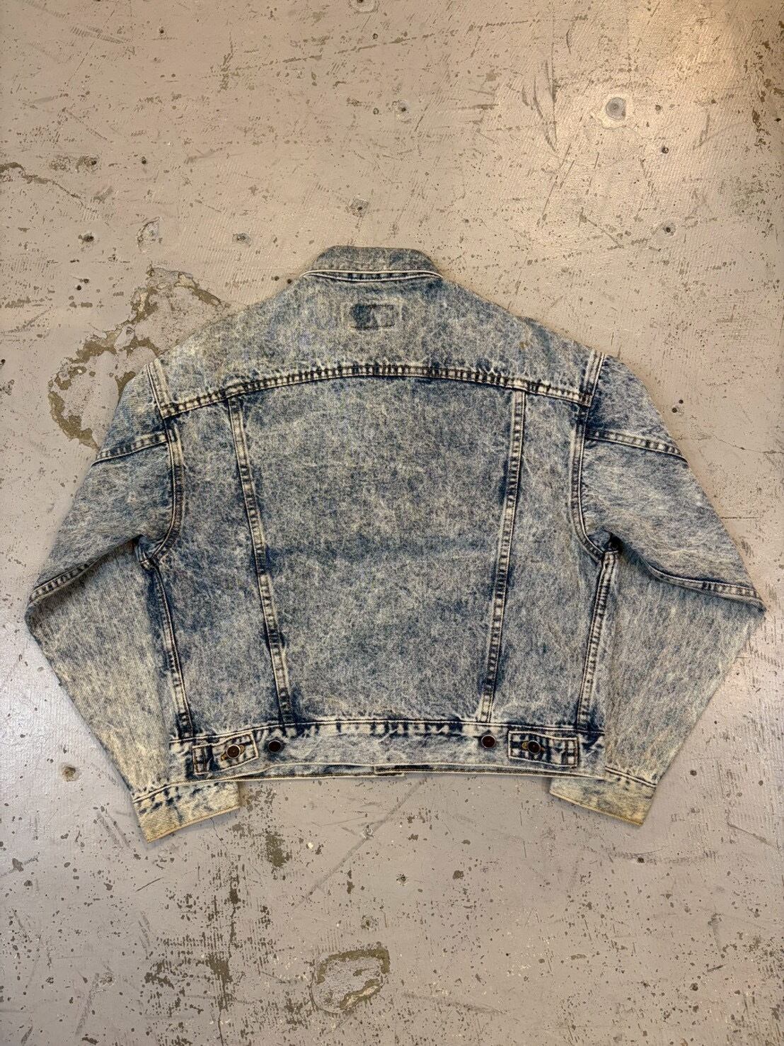 VINTAGE 80's LEVI'S 70508 CHEMICAL WASH DENIM JACKET | vintage