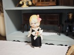 ブラックワンピースの女の子　ジャパンビスク 画像15