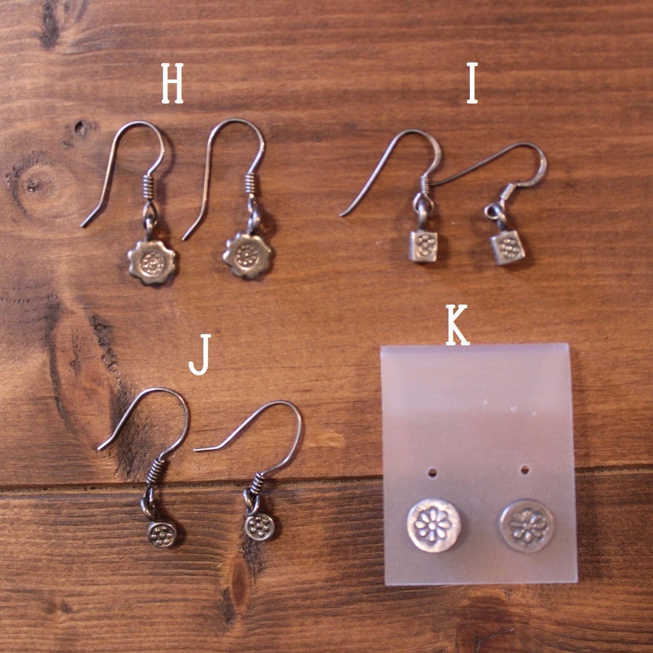 カレンシルバーピアス[No,3] | タイの民族刺繍雑貨・衣料スアイチャイ