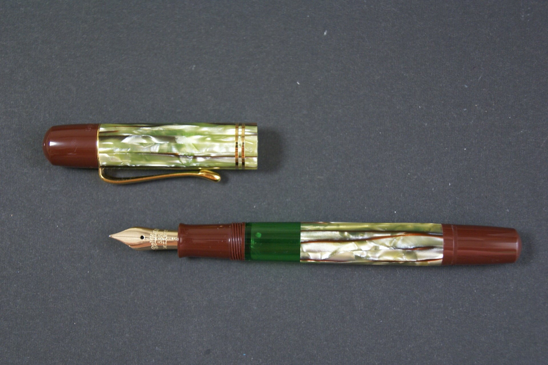 Pelikan ペリカン M101N トータスシェルブラウン F字 万年筆 Pelikan M101nトータスシェルブラウン』 ｜骨董品買取