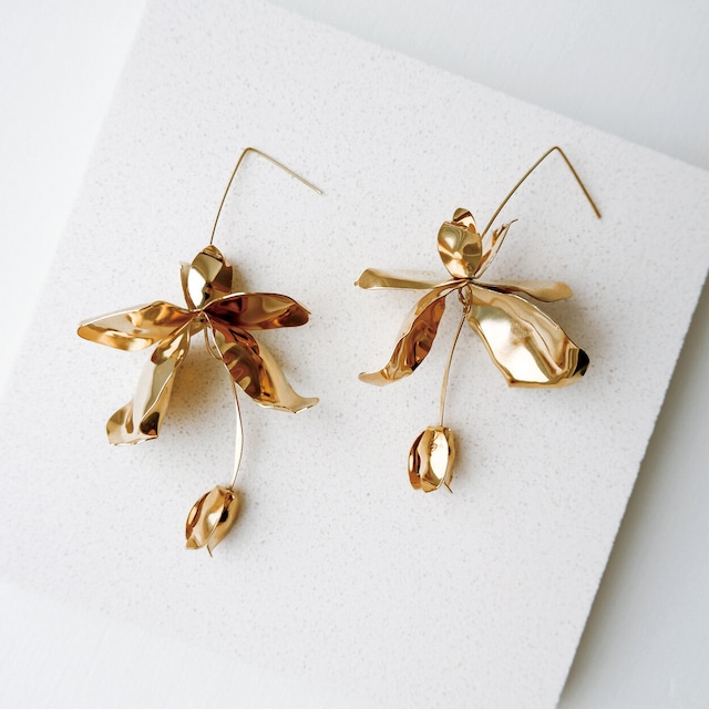 a.b.Ellie　エイビーエリー ELYSEE EARRINGS（ピアスタイプ）【レンタル 税込】