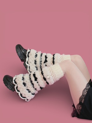 MONSTER knit leg warmers(white beige×black-B)