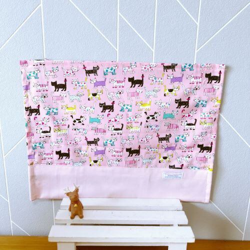 メルヘン猫　ねこ　オーダー　給食袋　ランチョンマット　体操着袋　レッスンバッグ 受注作成】入園入学 給食袋、ランチョンマットセット（ピンク猫