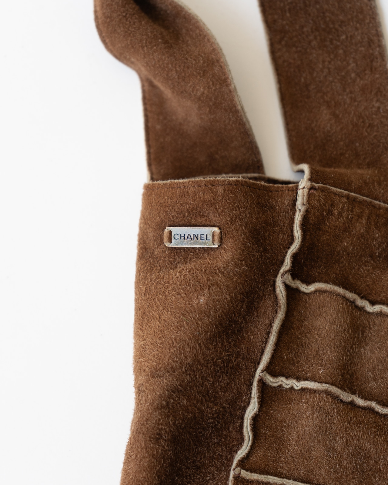 〈CHANEL〉Suede Bag