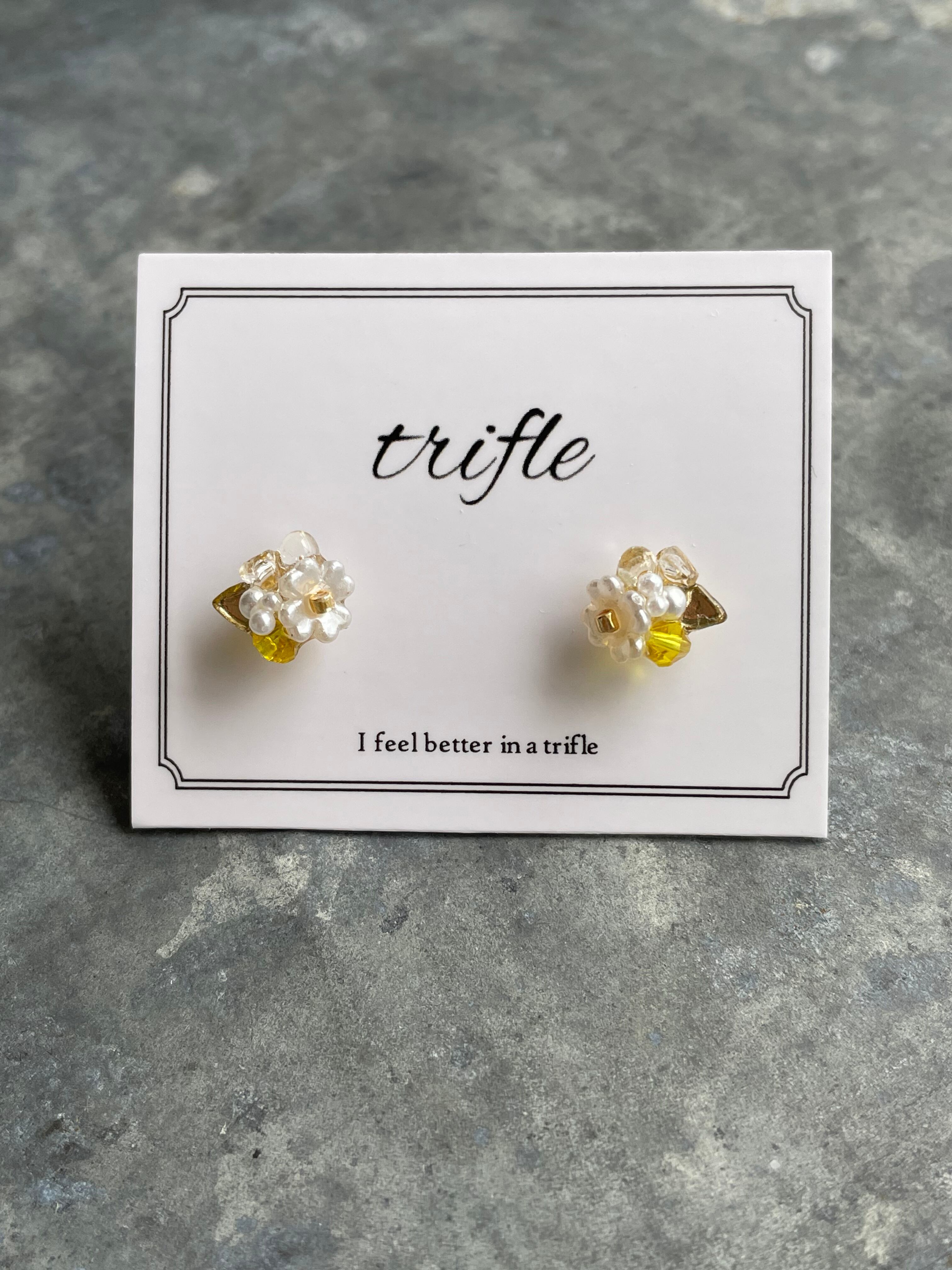 petit pitt yellow flower