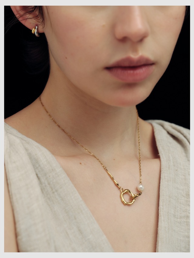 Necklace -Gold-