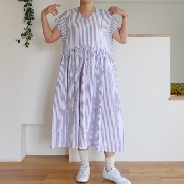 unwind dress トリコロールストライプ