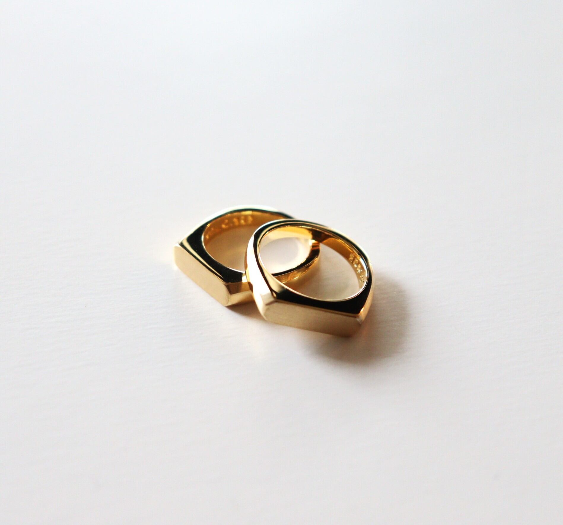 リング ＜XOLO＞ SCROLL RING/リング