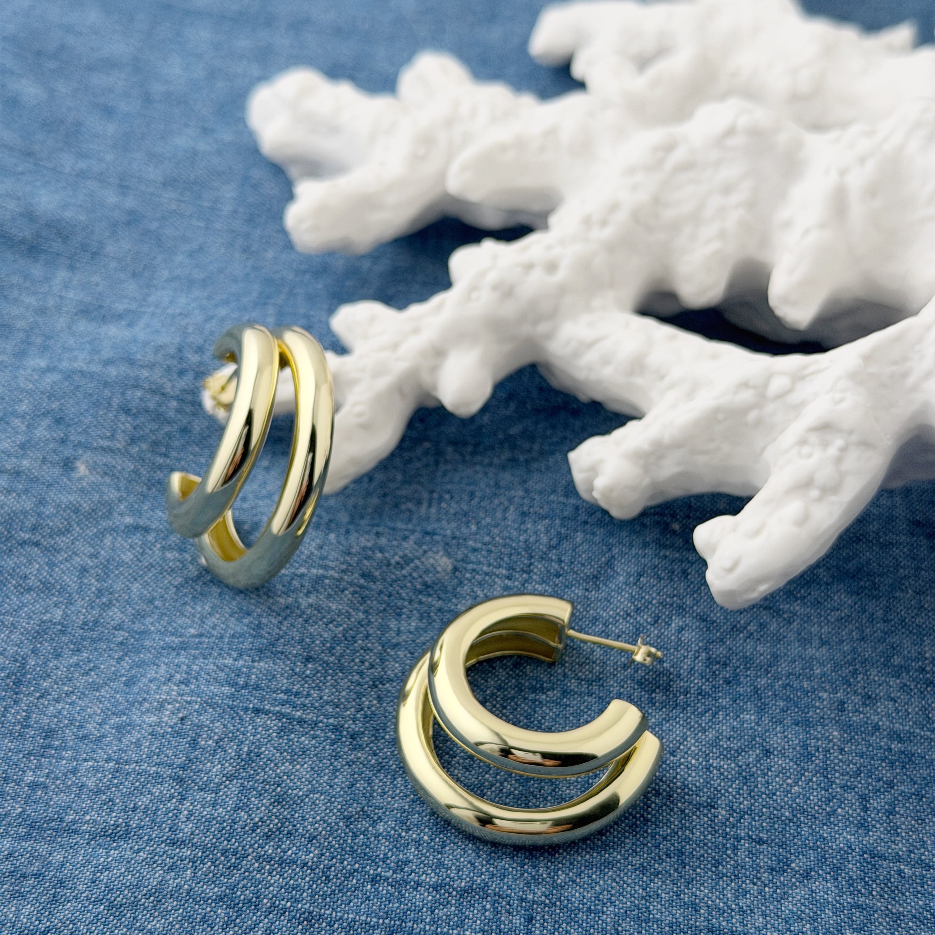 Gold Coating ダブル ライン ボリューム スタッド ピアス
