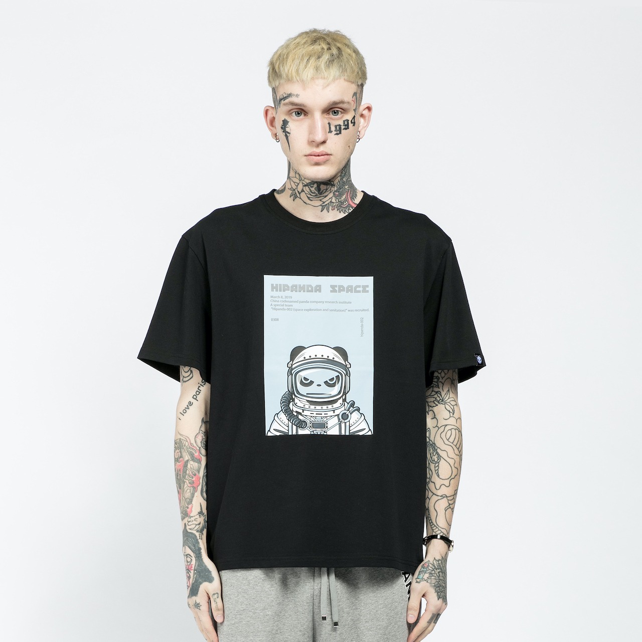 SALE【HIPANDA ハイパンダ】メンズ Tシャツ MEN'S ASTRONAUT PRINT SHORT SLEEVED T-SHIRT / WHITE・BLACK