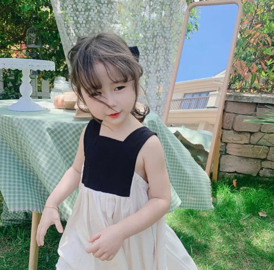 バックオープンワンピース……….ナチュラル ホワイト モノトーン ブラック ドレス 海外子供服 夏 女の子 プチプラ 海外子供服 韓国