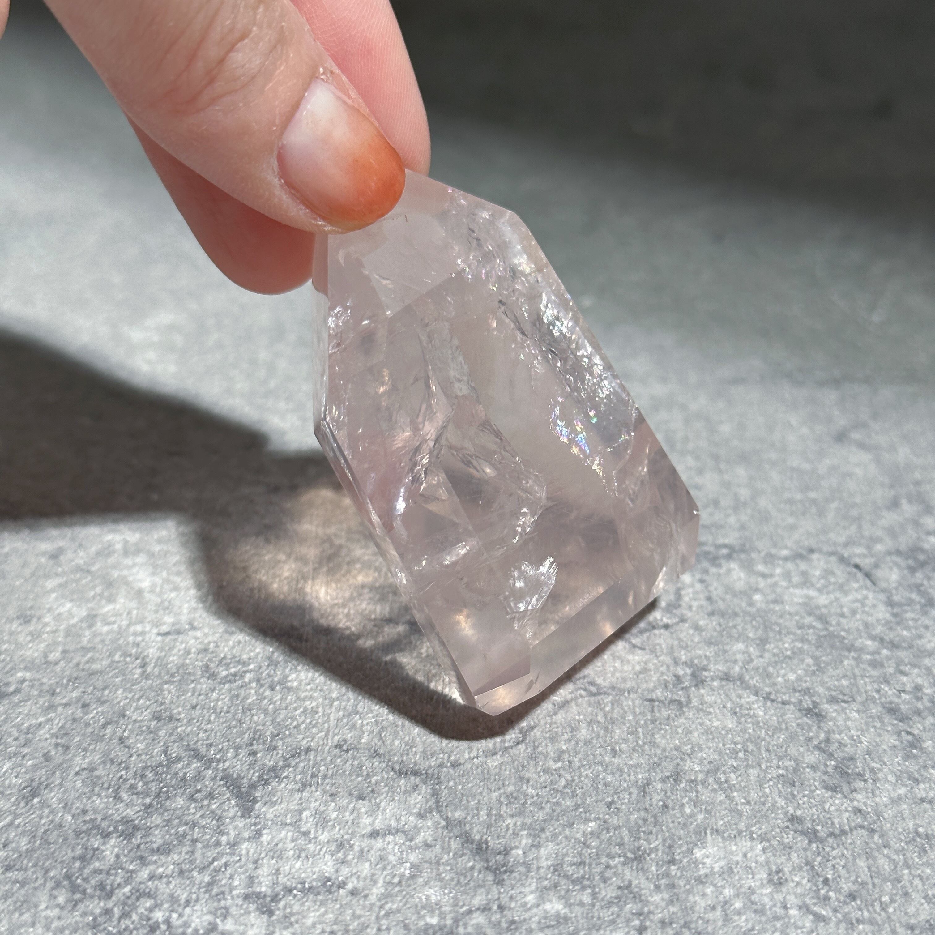 ローズクォーツタワー41◇ Rose Quartz Tower ◇天然石・鉱物
