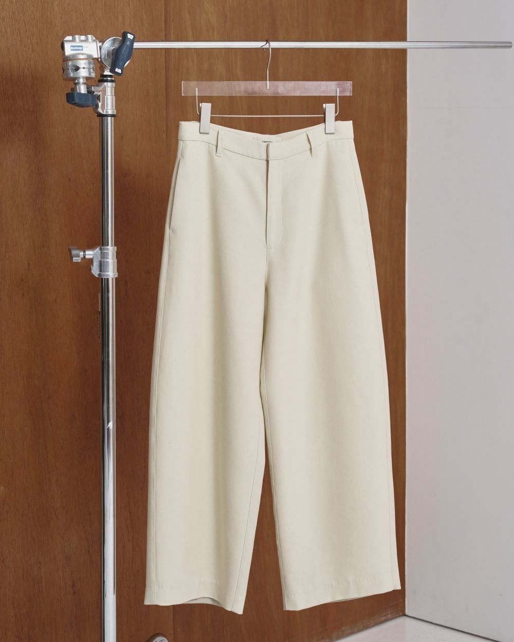 TODAYFUL トゥデイフル Wide Cocoon Trousers 12520722 | ANERCA & L.I.V