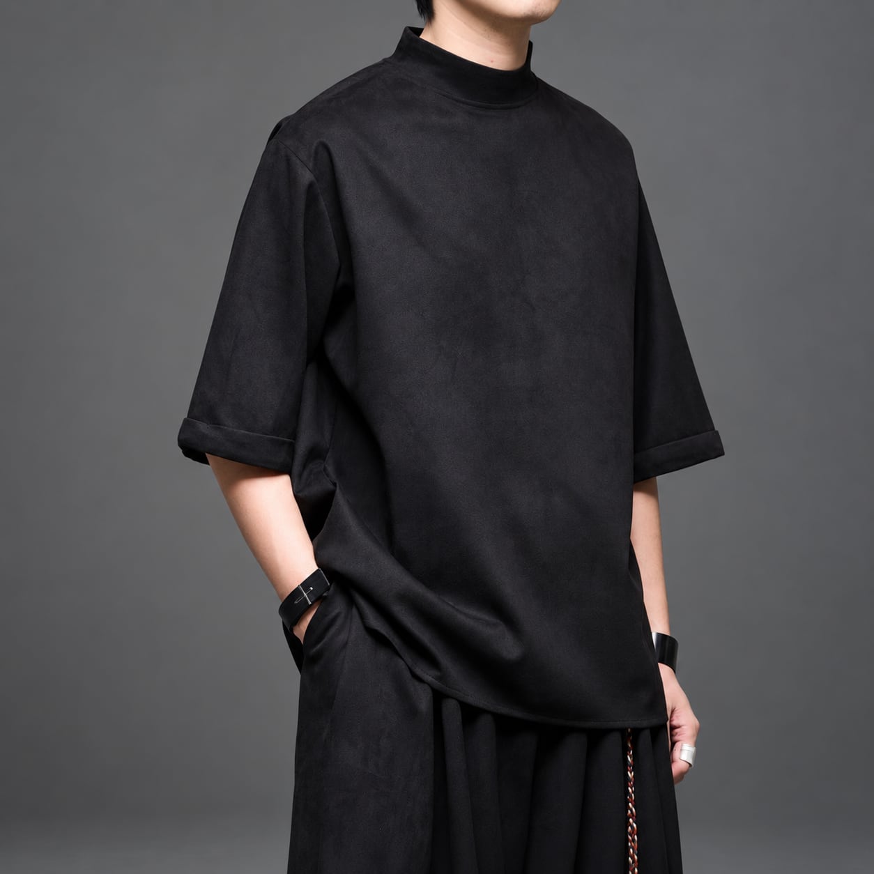 【ORV0110】Semi-High Collar Deconstructed Short-Sleeve Tee