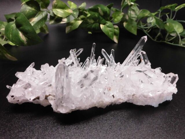 【送料無料】【最高品質】コロンビア サンタンデール産水晶クラスター  no.5