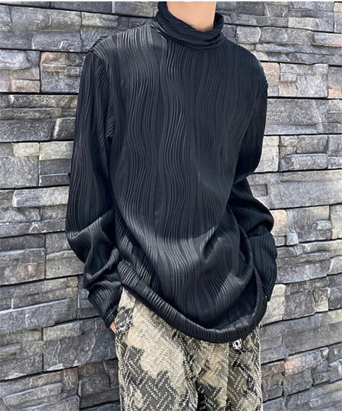 イッセイミヤケミーISSEY MIYAKE me ストレッチプリーツハイネック 