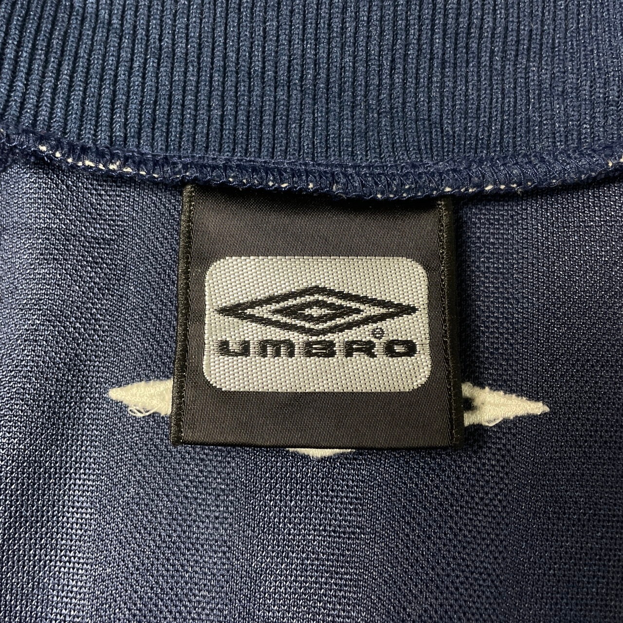 00年代 UMBRO アンブロ トラックジャケット ジャージ メンズL-XL相当 