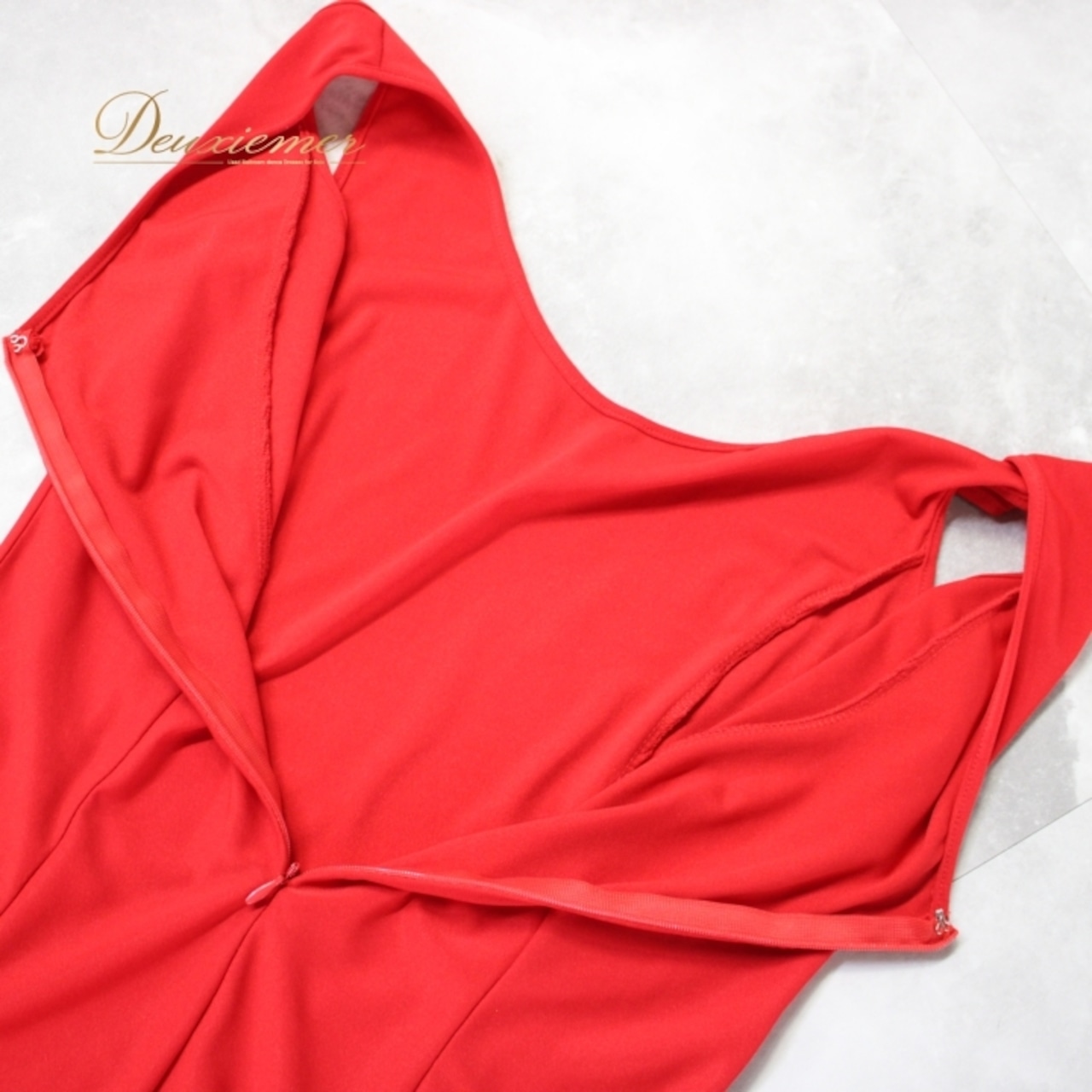 社交ダンス 衣装 スタンダード ドレス ワンピース レッスンウェア パーティドレス 無地 シンプル レッド系 Leirena レイリーナ ノースリーブ 赤 ワンピース 夏 ショートスリーブ カジュアル フィット感 レディース 高級感 着やすい ストレッチ おしゃれ 謝恩会 ダンスパーティー フォーマル セミフォーマル パーティー用 体型カバー メンズも着用可 ティアードスカート コンサート用