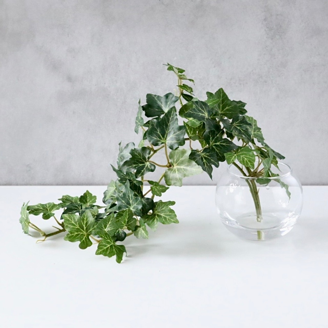 アイビー フェイクグリーン 人工観葉植物 卓上インテリア ガラス花瓶 水やり不要 つる植物 室内 ギフト