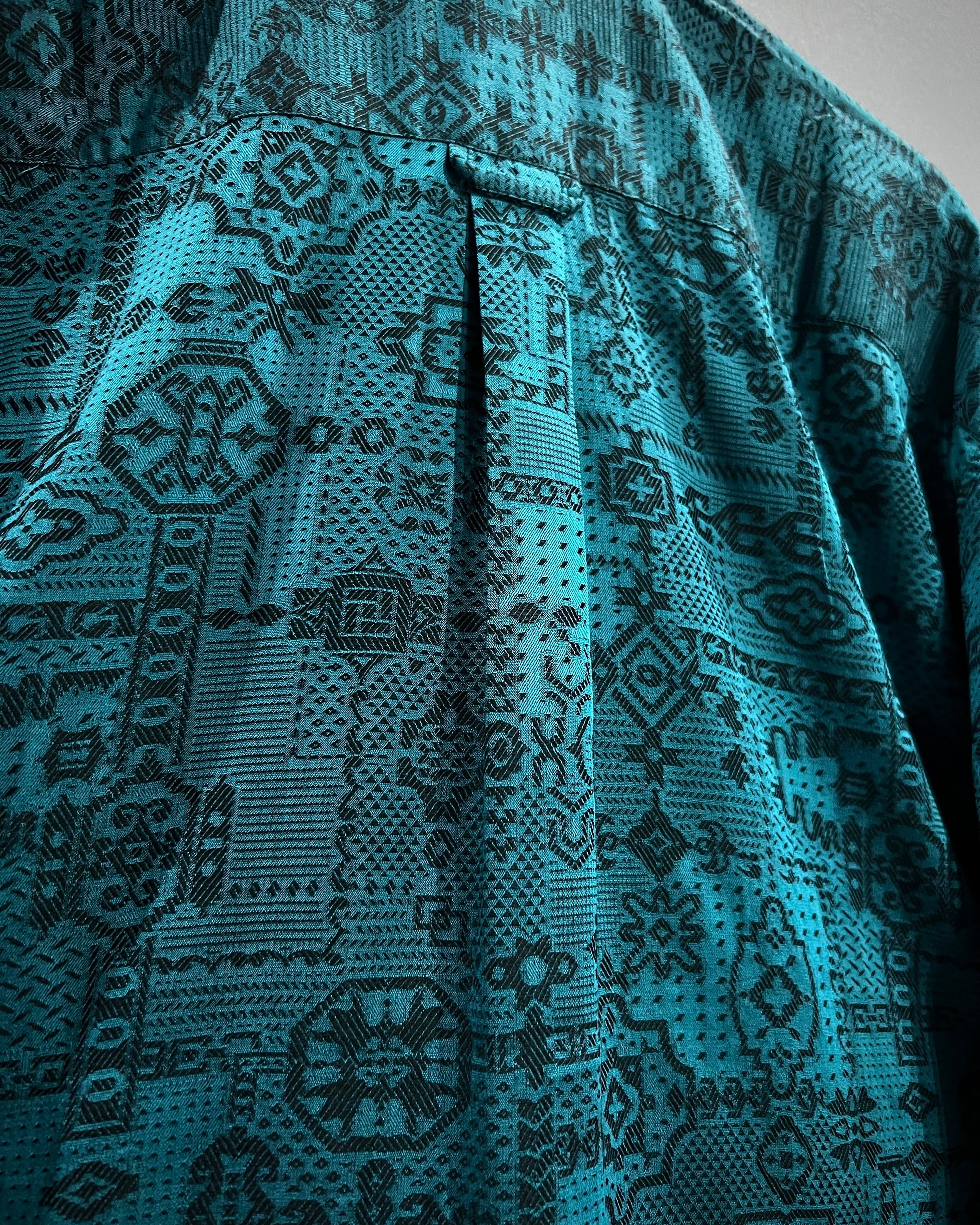 X VINTAGE】Geometric Jacquard Pattern Vintage S/S Shirt | Caka