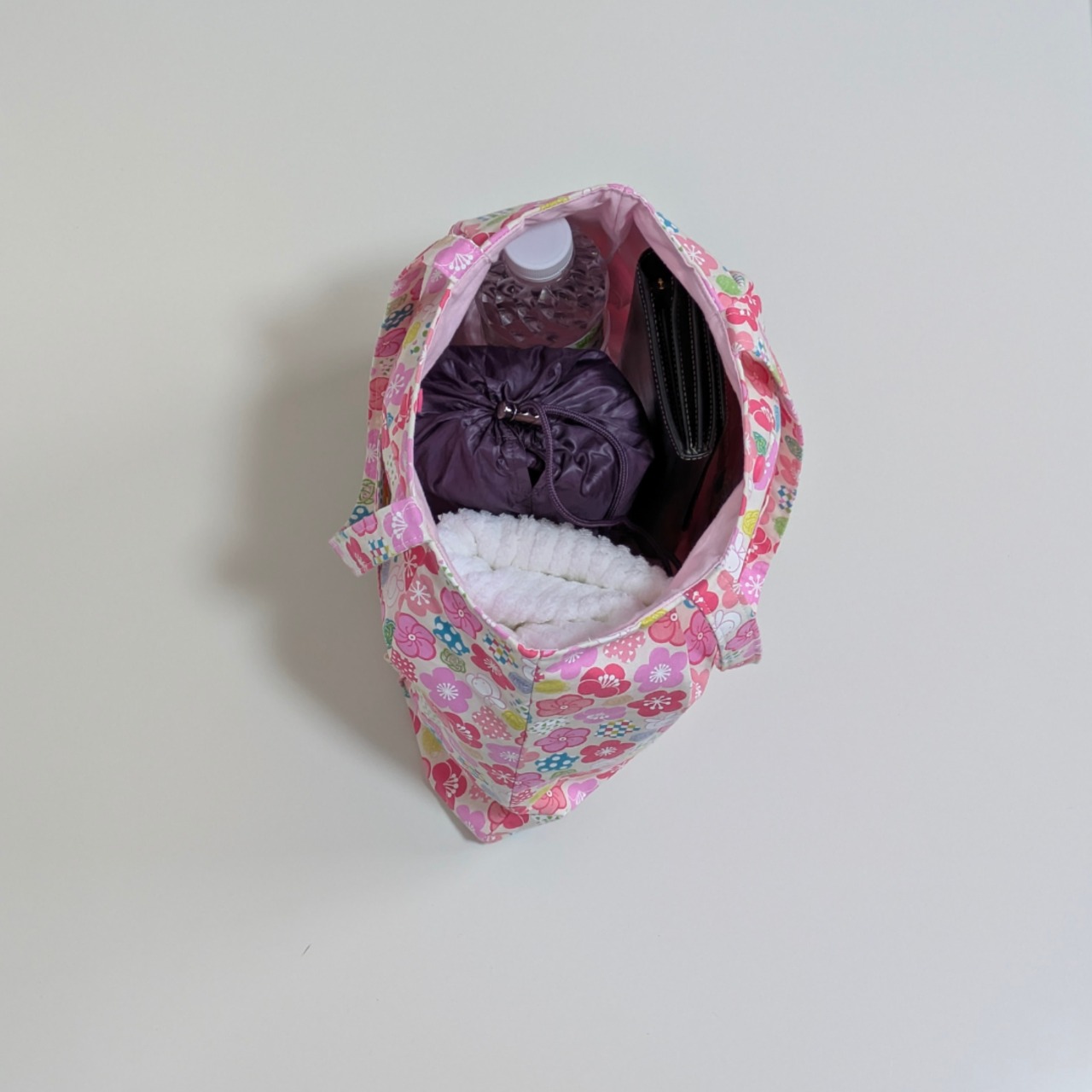 梅の花柄とウサギの画像04