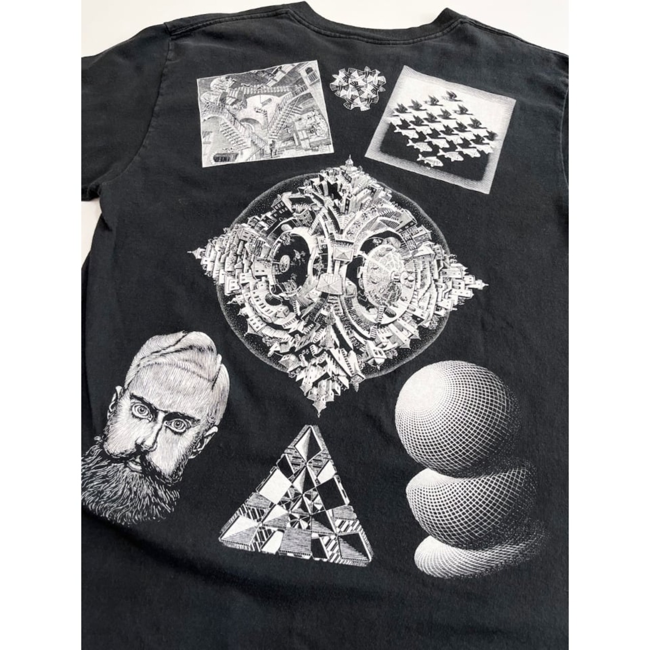 90s M.C.Escher "MULCH PRINT" Art Tee MADE IN USA  Size L