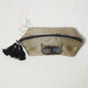 ビジュー&刺繡ポーチ グレー猫