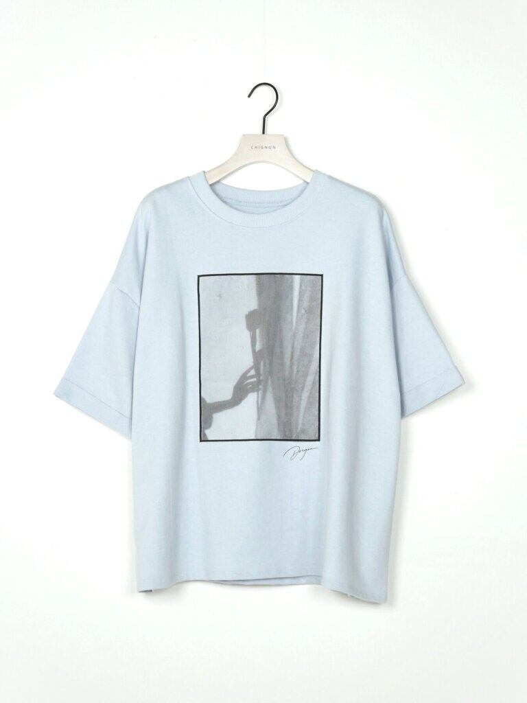 【12/上旬〜中旬入荷次第お届けのご予約】 CHIGNON/シニヨン PHOTOオーガンジーミニ裏TEE 8466-762KK
