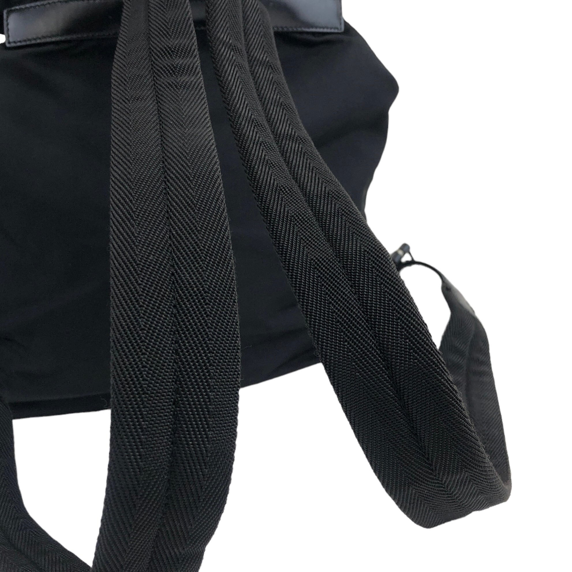 PRADA プラダ トライアングルロゴ ナイロン バックパック ブラック