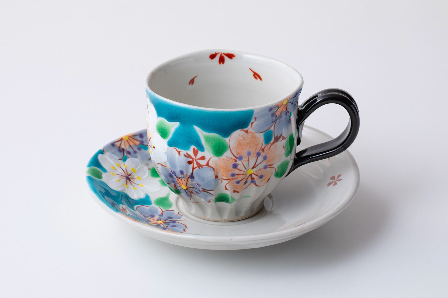 カップ＆ソーサー（蔵窯製造です） カップ＆ソーサー（蔵窯製造です）