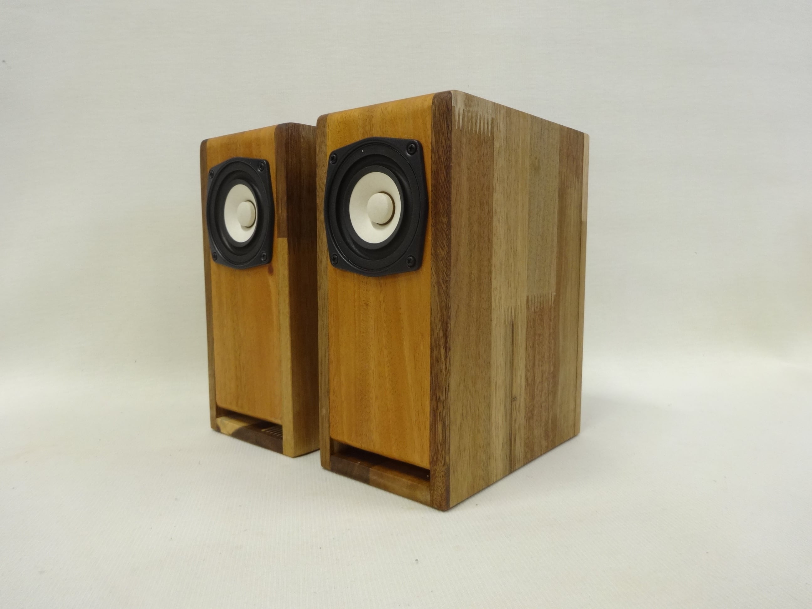 K O N O C O woodworks