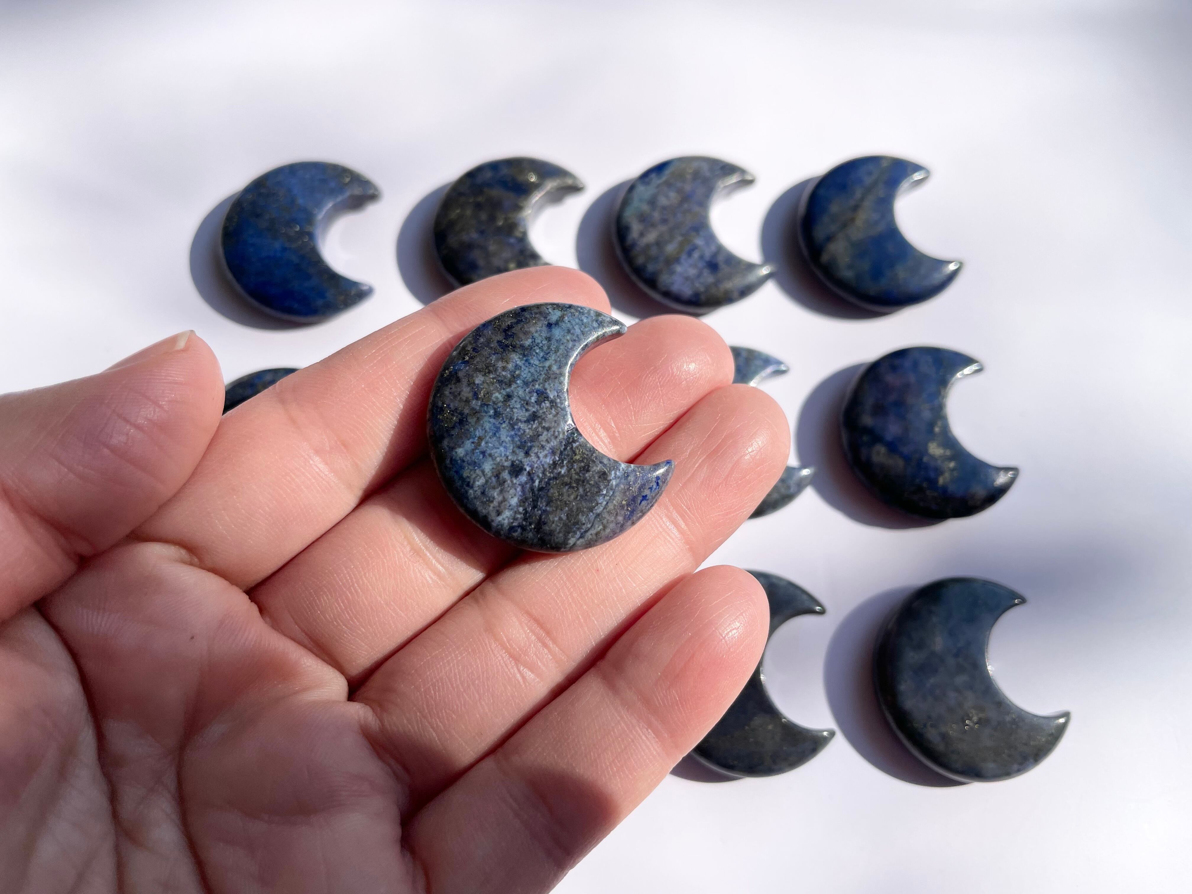 Moon shape stones / ムーンシェイプタンブル