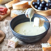 アメリカ産 グラスフェッド 低脂肪モッツァレラチーズ スティック 2cmカット 300g|無添加・セルロース不使用 USA Grassfed Low-Fat Mozzarella Cheese Sticks 2cm Cut 300g | Additive-Free & Cellulose-Free