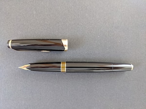 '60s　モンブラン マイスターシュテュック Ｎｏ １４　MONTBLANC MEISTERSTUCK No 14　（極細字）　18K　　　　　02368