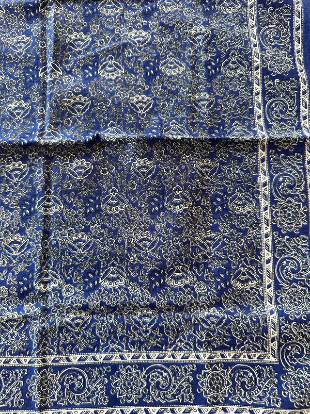 Euro Vintage 70s-80s Oriental Indigo Bandana