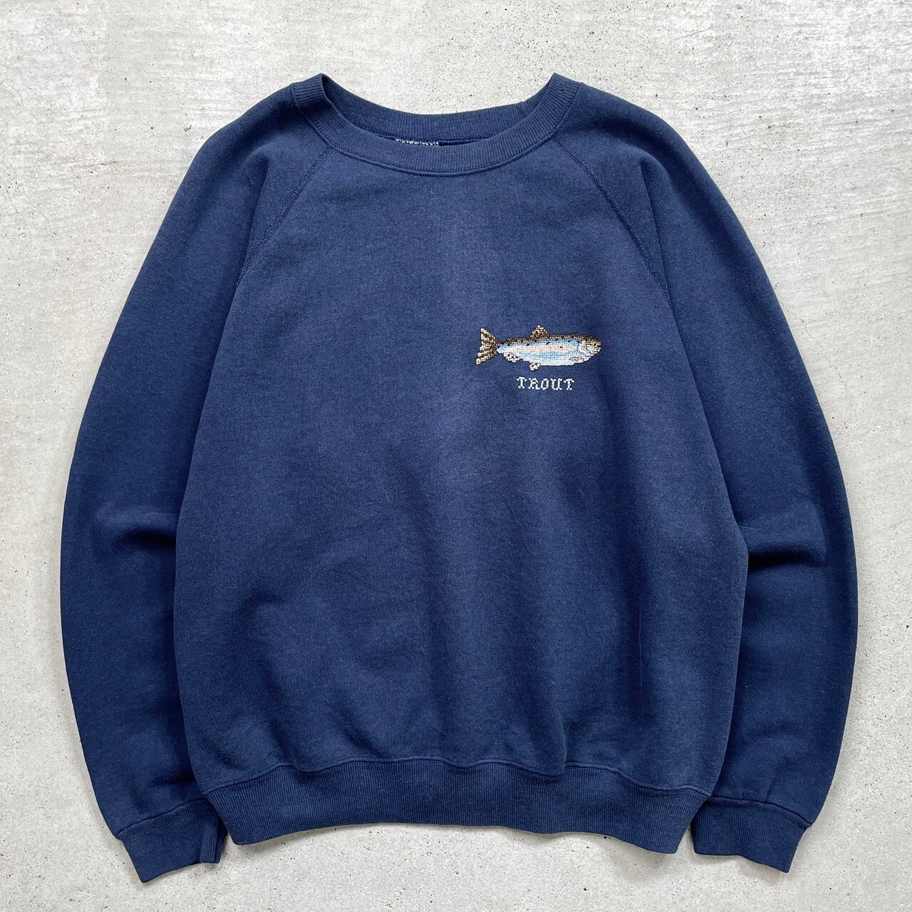 80年代 USA製 Hanes TROUT フィッシュ 刺繍 スウェットシャツ ラグラン 