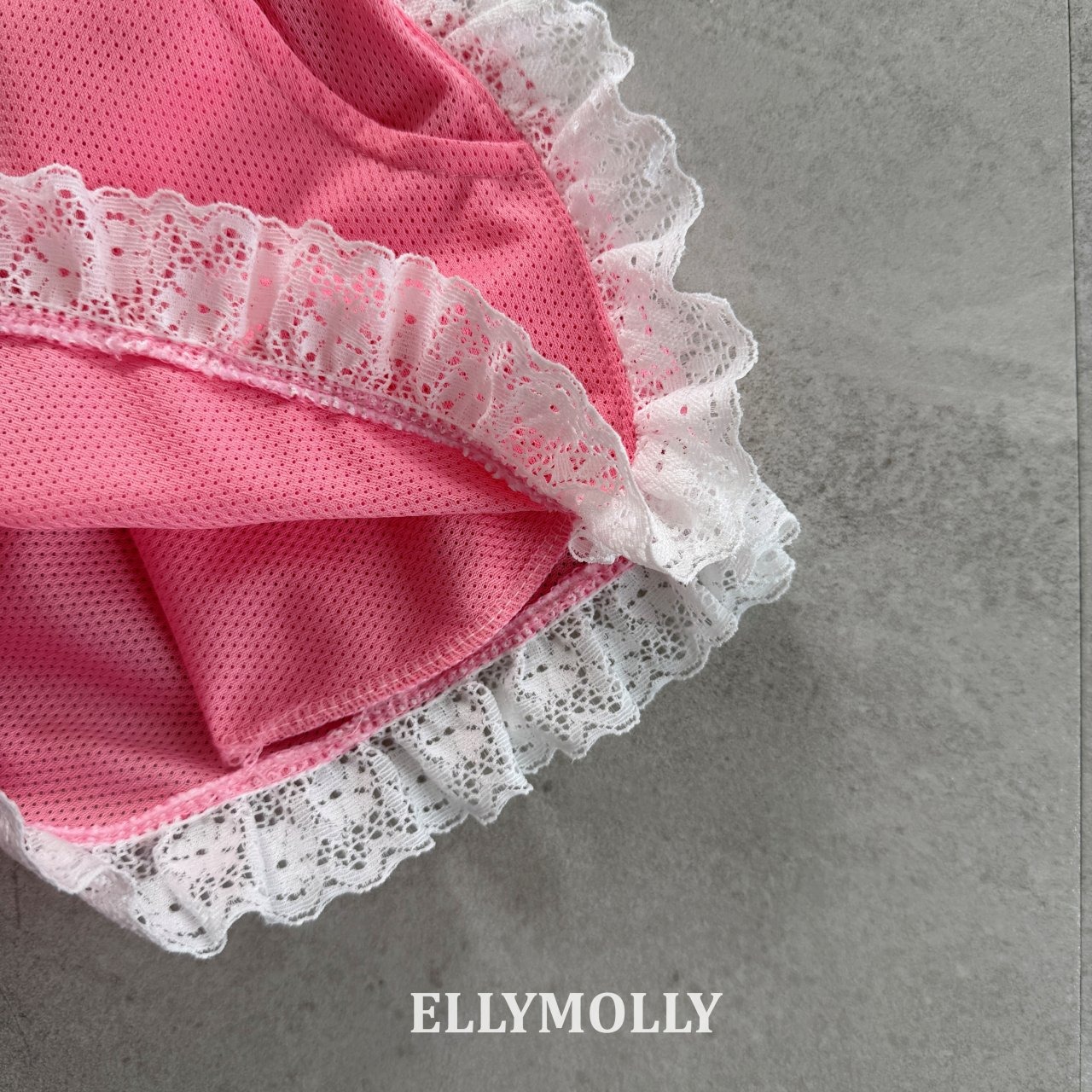 [ELLYMOLLY] Mesh Frill Shorts / [엘리몰리] 메쉬프릴반바지