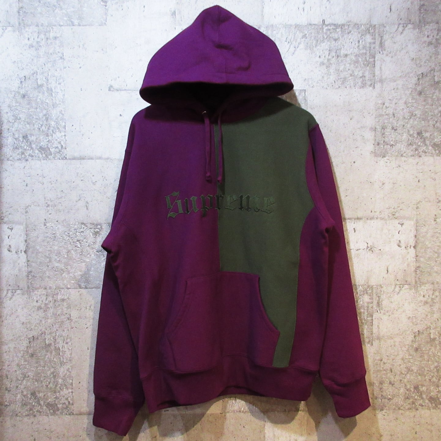 Supreme Split Old English Hooded Sweat M 取扱う販売店