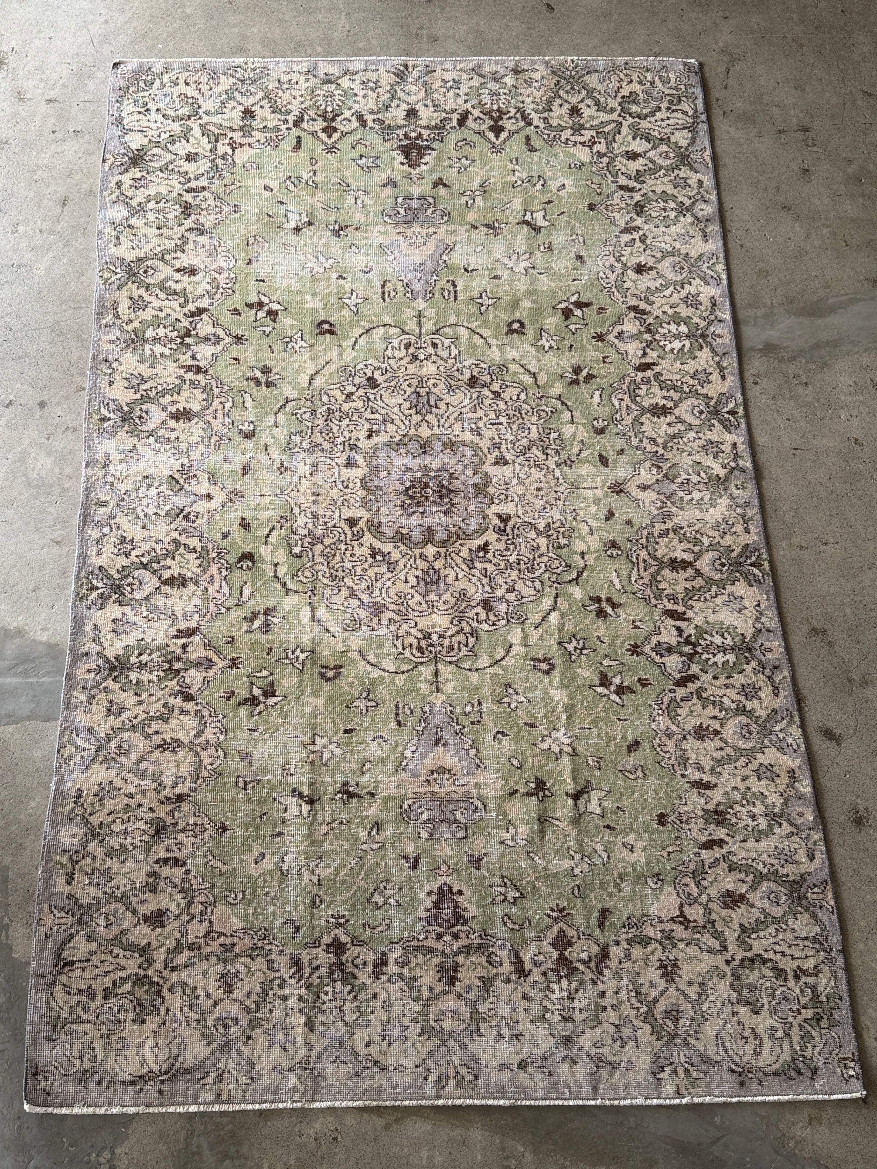 Antiques&Crafts880