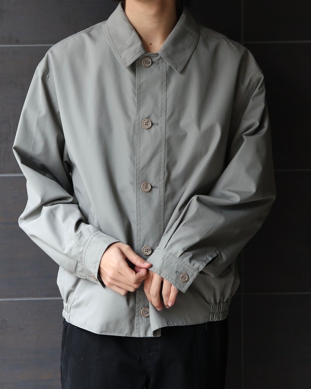 Button-up blouson