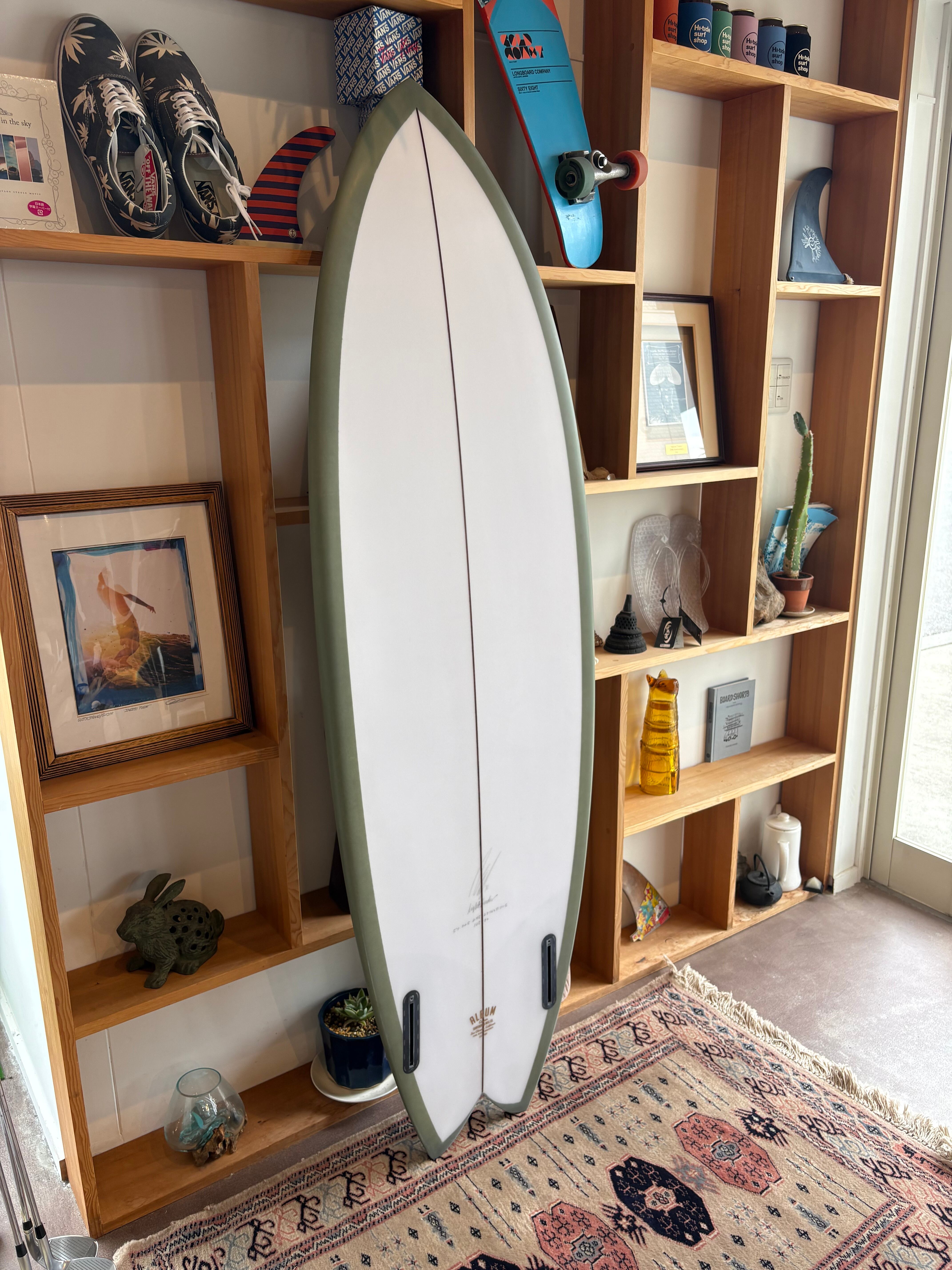 ALBUM SURFBOARD5'7