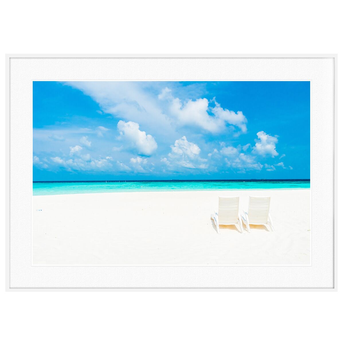 夏写真 モルディブ島 砂浜とビーチチェア インテリアアートポスター額装 AS0246