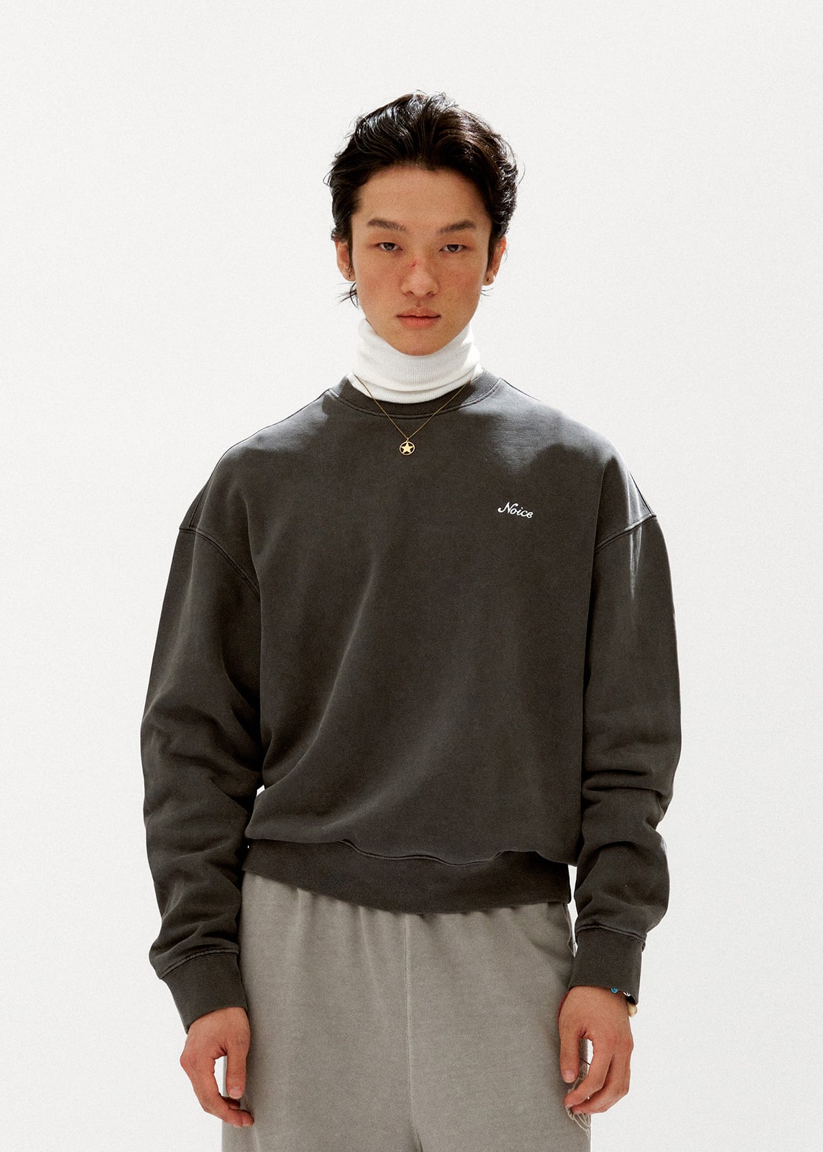 NOICE × VERDY VICK SWEATSHIRT-CHARCOAL | VERDY'S GIFT SHOP